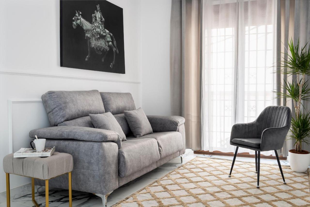 Andújar Quivir Apartamentos Deluxe Casa Del Arco מראה חיצוני תמונה