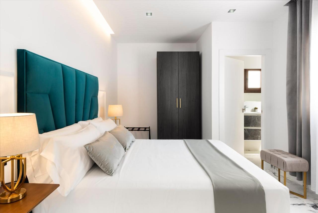 Andújar Quivir Apartamentos Deluxe Casa Del Arco מראה חיצוני תמונה