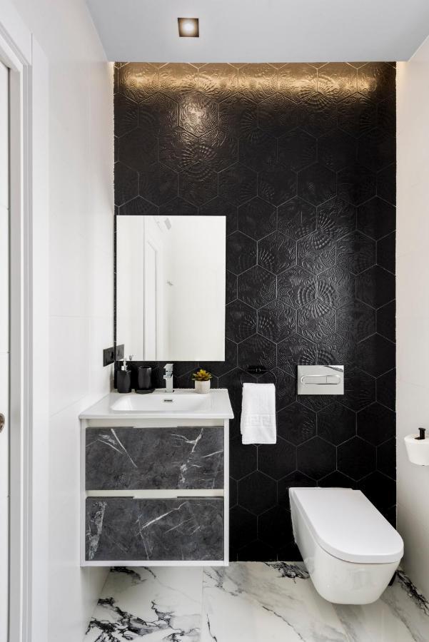 Andújar Quivir Apartamentos Deluxe Casa Del Arco מראה חיצוני תמונה