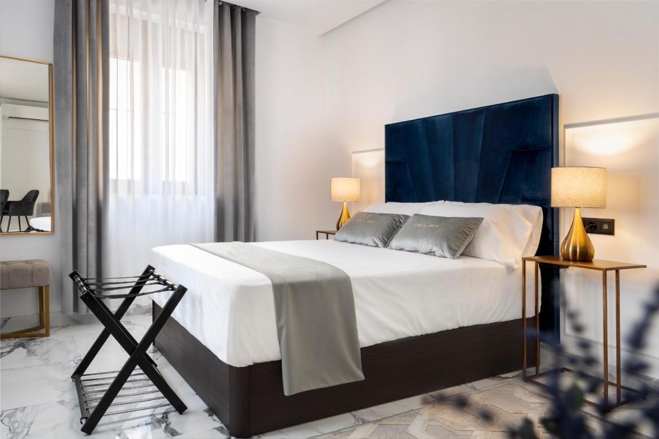 Andújar Quivir Apartamentos Deluxe Casa Del Arco מראה חיצוני תמונה
