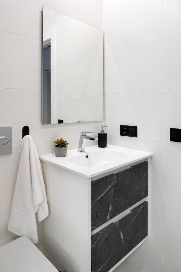 Andújar Quivir Apartamentos Deluxe Casa Del Arco מראה חיצוני תמונה