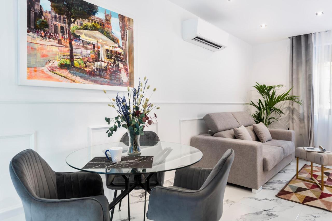 Andújar Quivir Apartamentos Deluxe Casa Del Arco מראה חיצוני תמונה